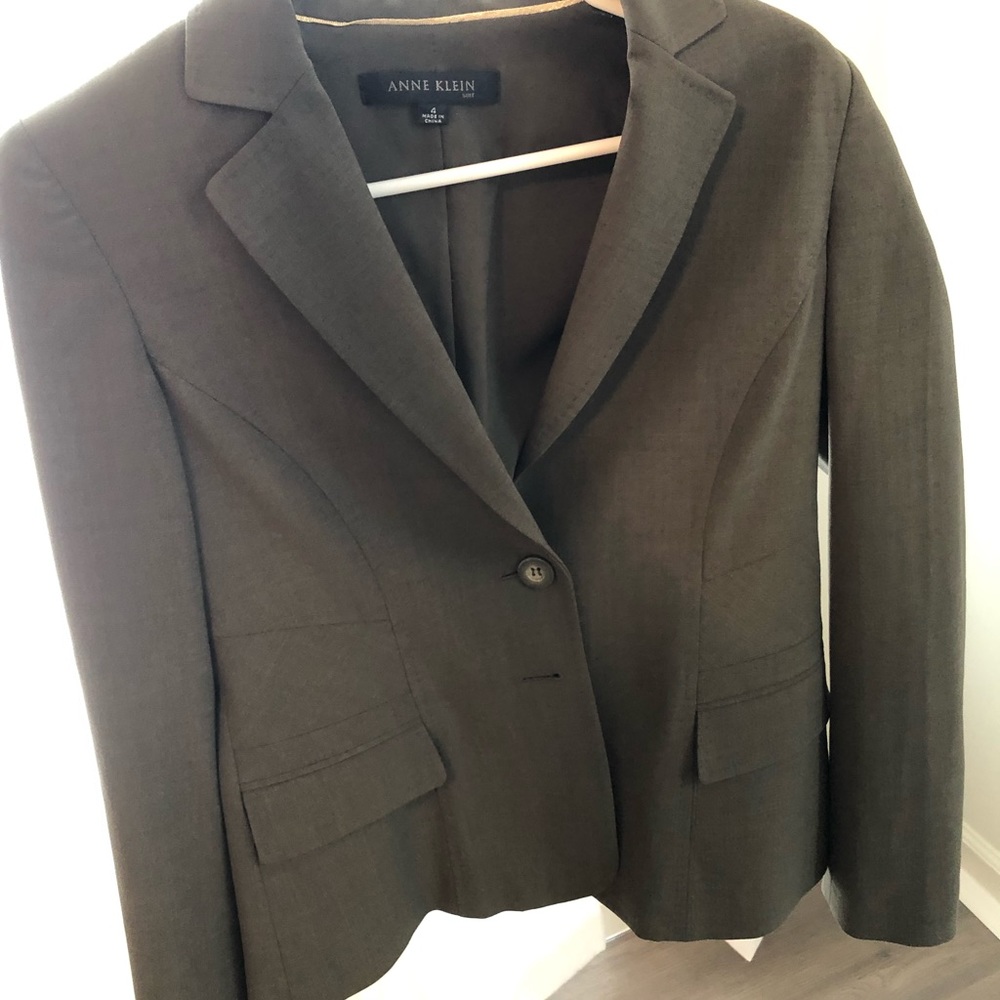 Dark green Anne Klein blazer